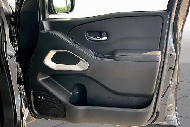 Certified 2024 Nissan Frontier SL RWD image 23