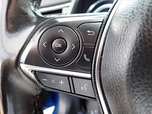 Used 2020 Toyota Camry XLE w/ Sunroof Package FWD image 23