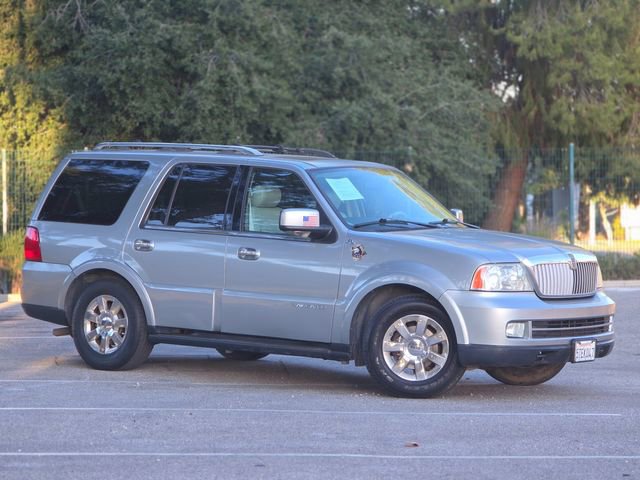 Used 2006 Lincoln Navigator Ultimate image 5