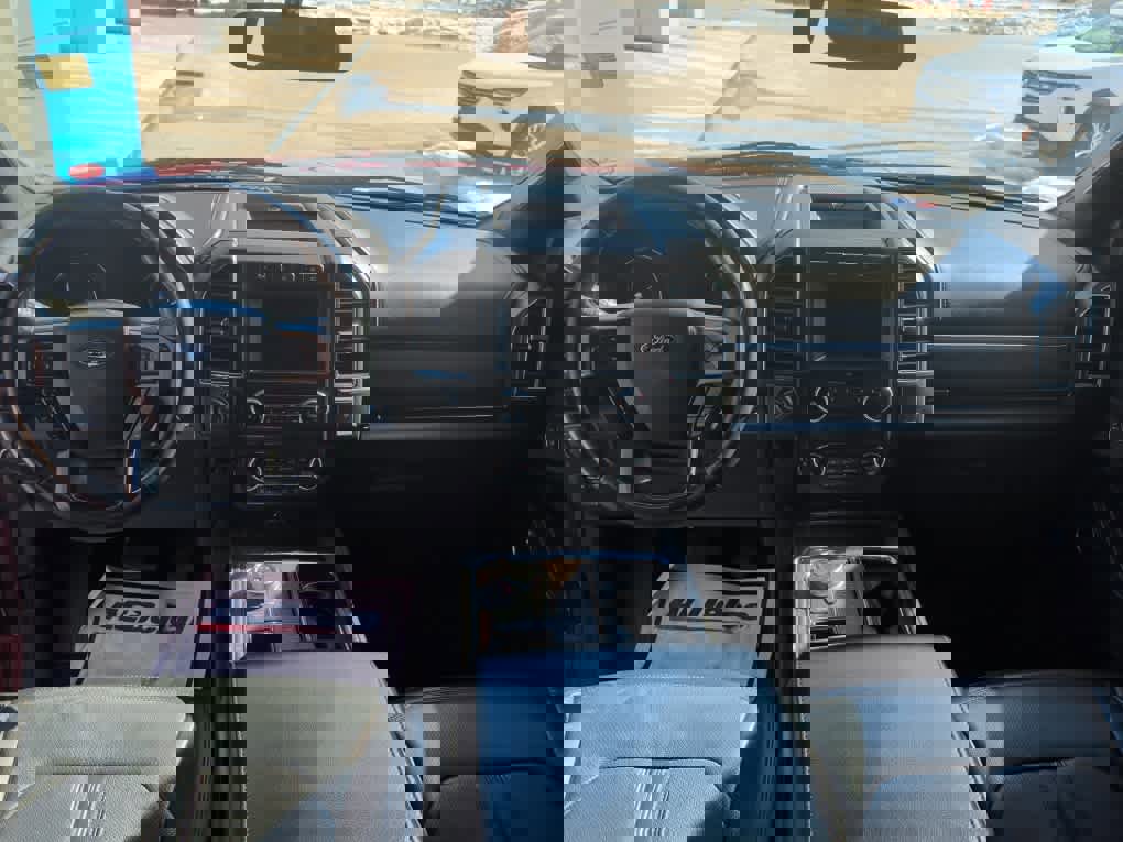 Used 2021 Ford Expedition Limited image 17