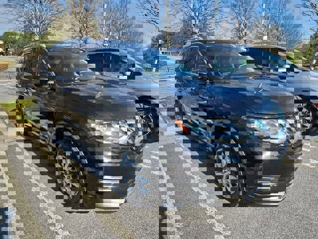 Used 2019 Nissan Rogue S w/ Special Edition Package image 10