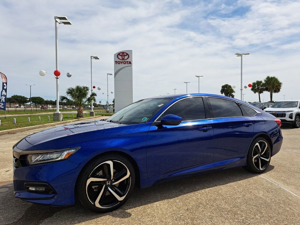 Used 2018 Honda Accord Sport image 9