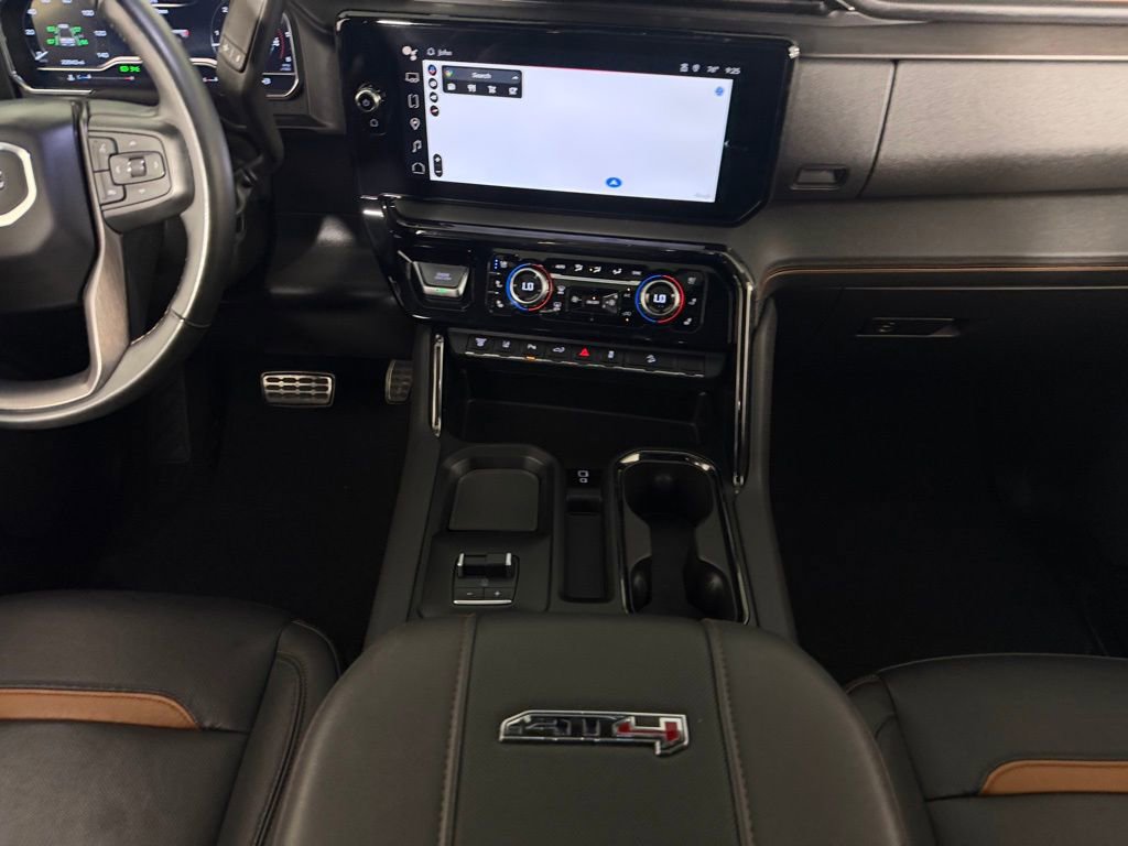 Used 2024 GMC Sierra 2500 AT4 w/ AT4 Premium Plus Package image 16