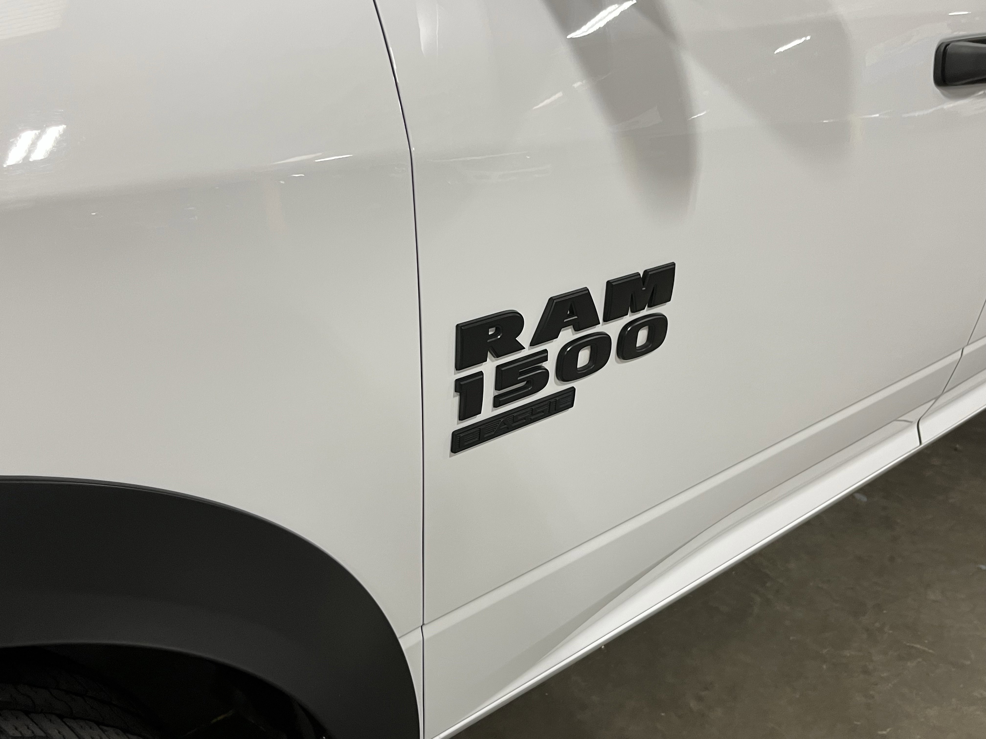 Used 2024 RAM 1500 Classic Warlock image 9