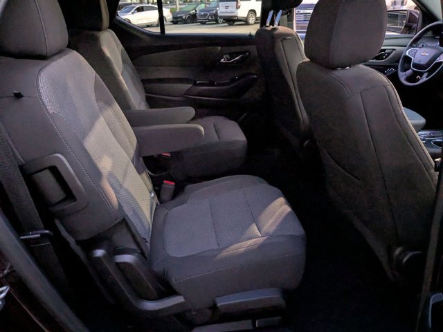 Used 2023 Chevrolet Traverse LT image 20