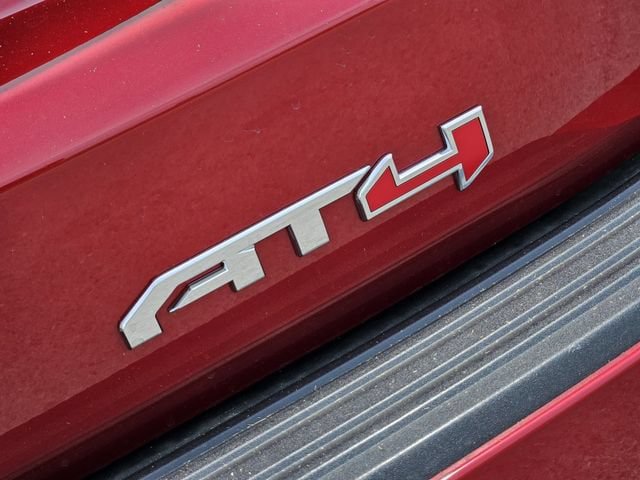 New 2026 GMC Yukon XL AT4 w/ AT4 Premium Plus Package AWD/4WD image 8