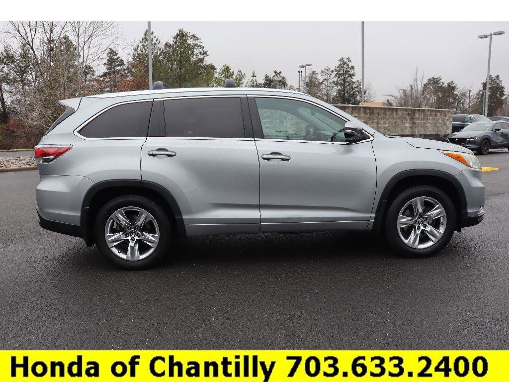 Used 2016 Toyota Highlander Limited image 8