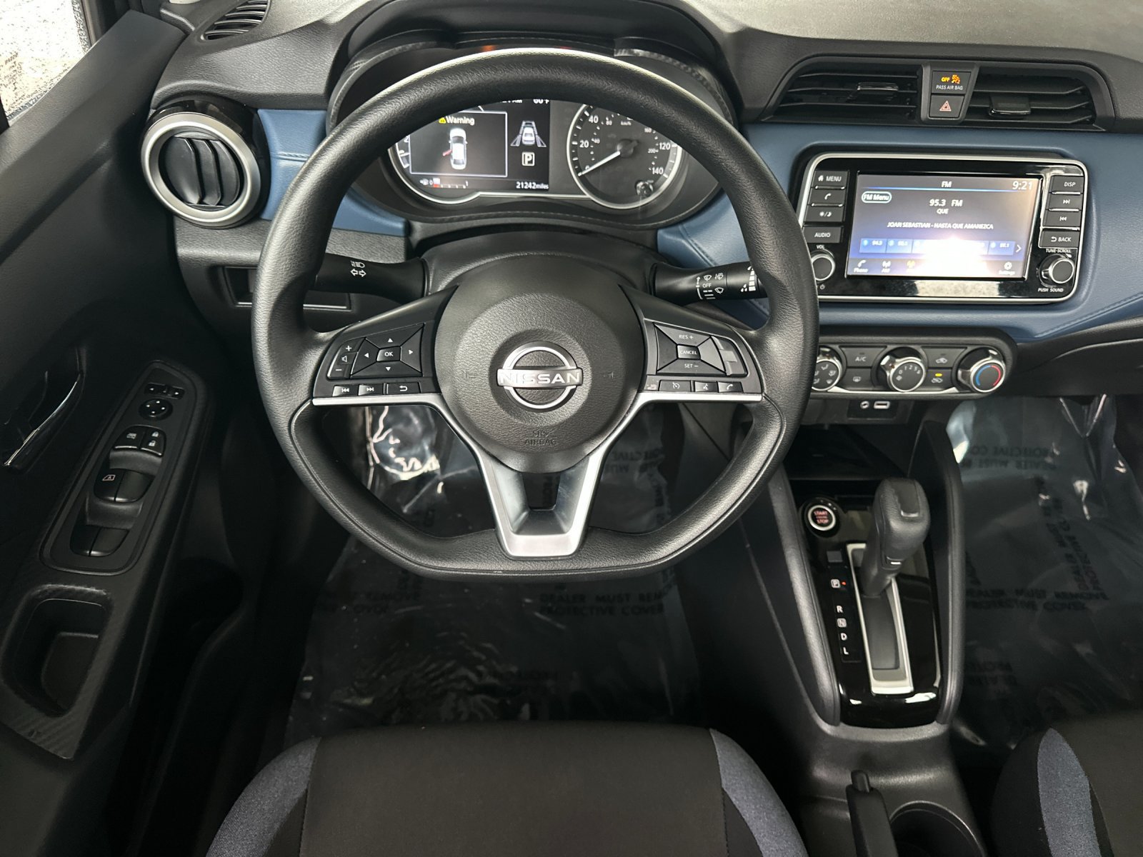 Used 2025 Nissan Versa SV FWD image 13