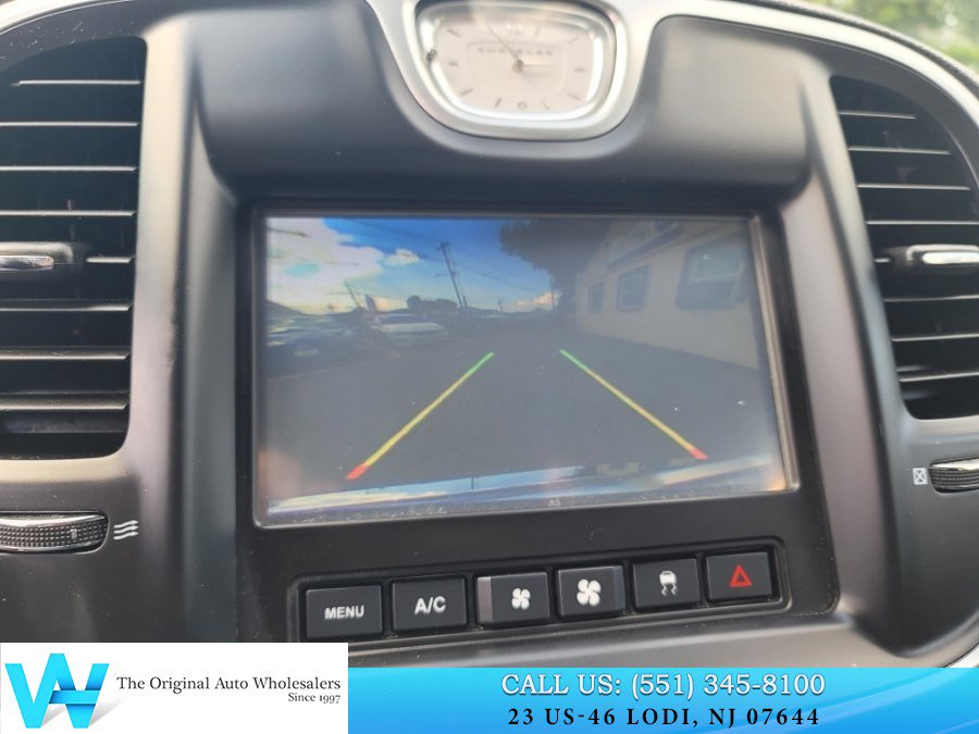 Used 2017 Chrysler 300 Limited RWD image 20