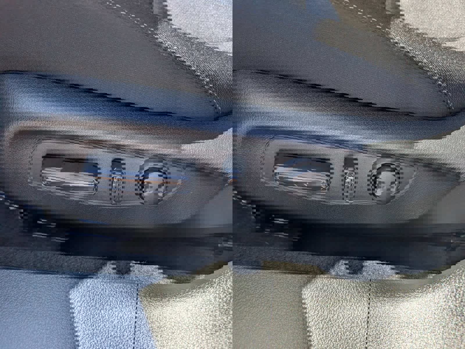 Certified 2025 Honda Accord SE image 18