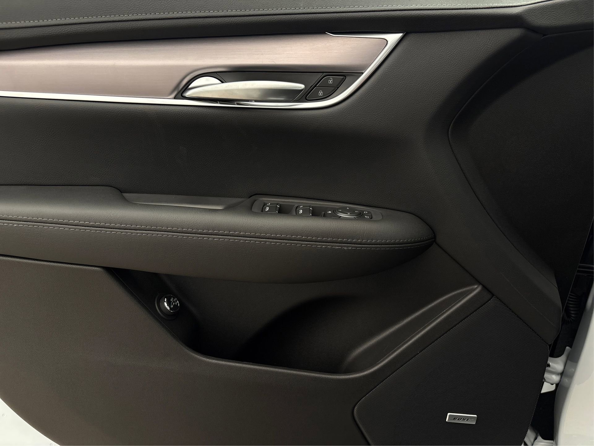 New 2025 Cadillac XT5 Luxury image 21