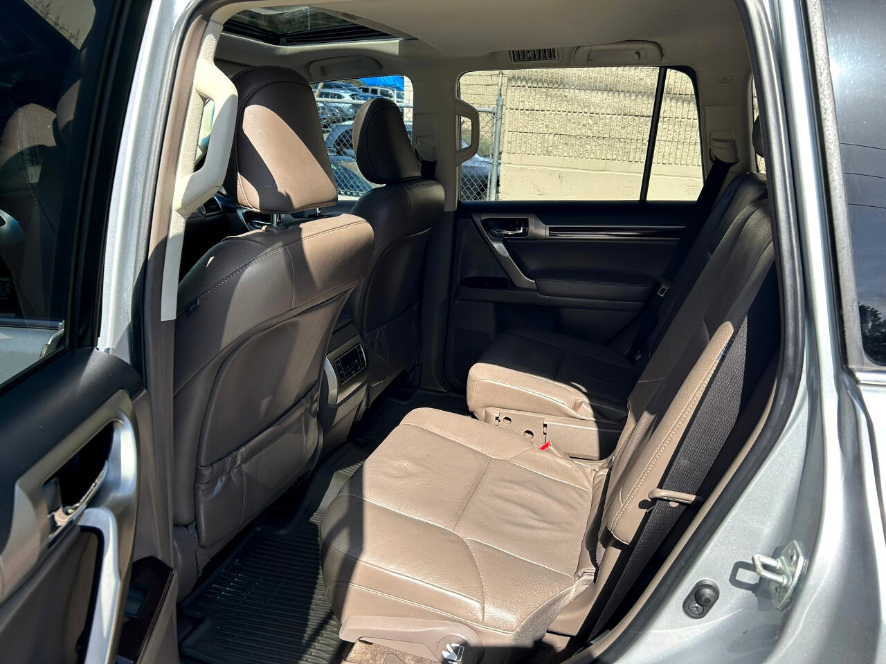 Used 2019 Lexus GX 460 Premium image 15