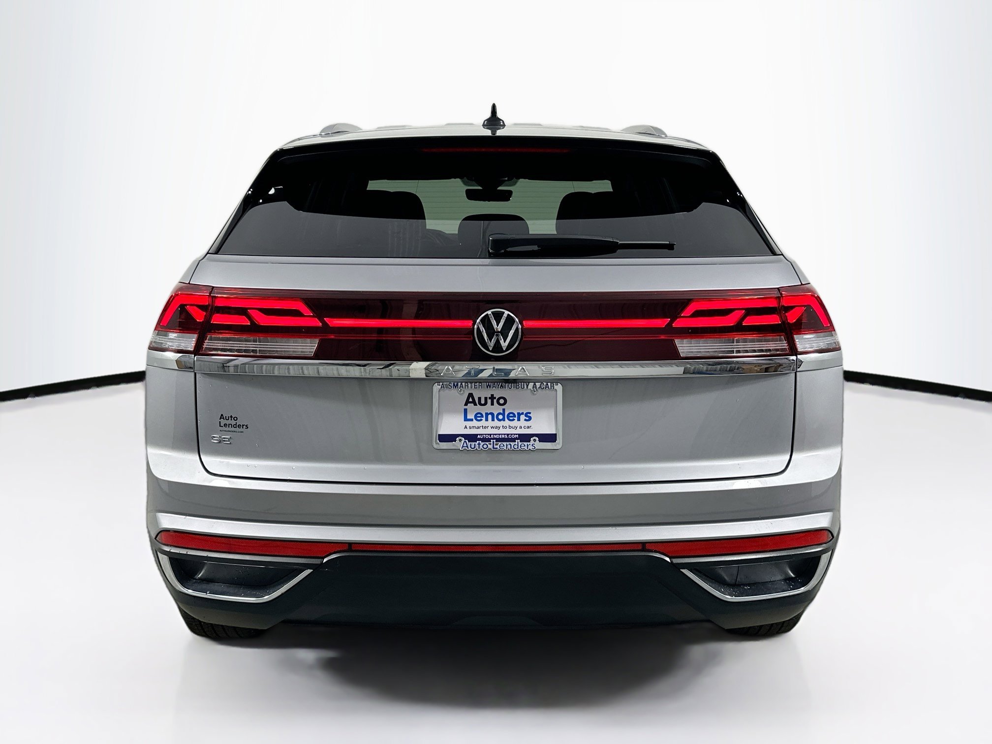 Used 2025 Volkswagen Atlas Cross Sport SE image 6