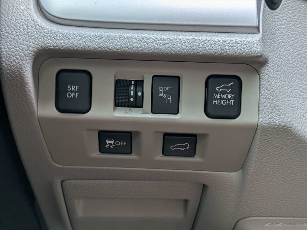 Used 2018 Subaru Forester 2.5i Premium AWD/4WD image 30