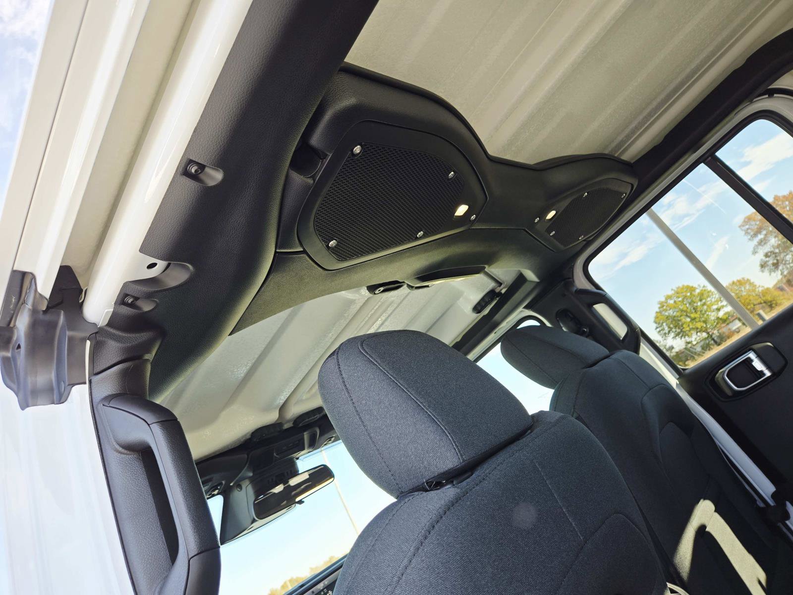 New 2026 Jeep Gladiator Sport AWD/4WD image 13