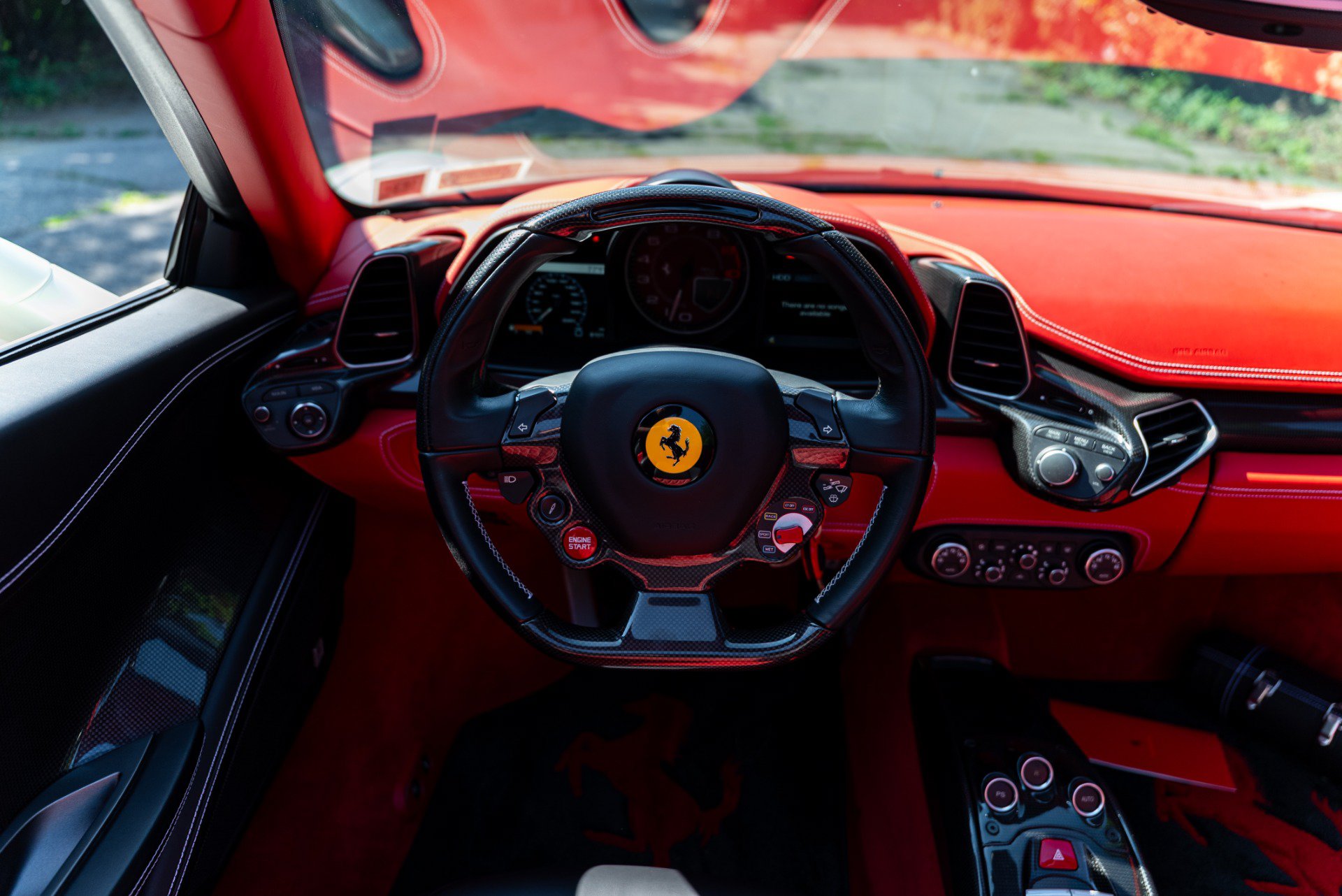 Used 2014 Ferrari 458 Spider RWD image 15
