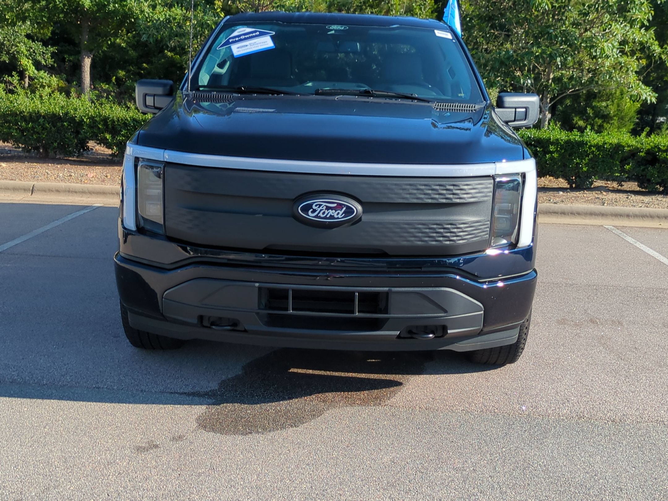Certified 2025 Ford F150 Lightning XLT w/ Max Trailer Tow Package AWD/4WD image 9