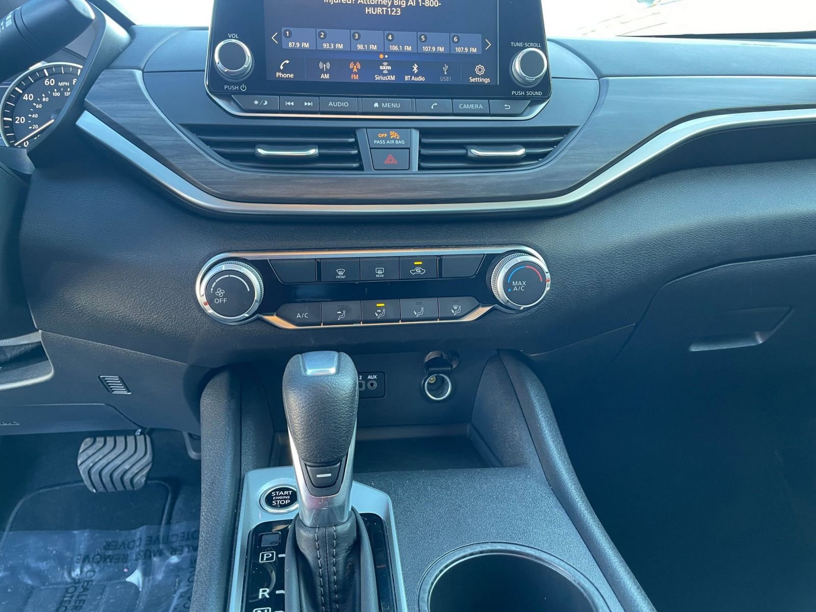 Used 2025 Nissan Altima 2.5 SV image 18