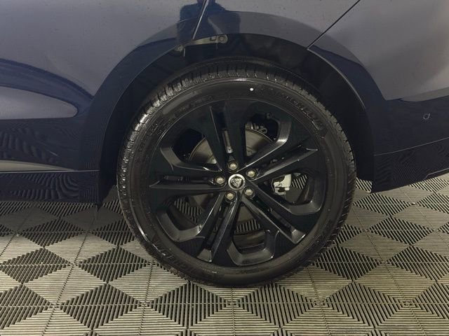 New 2026 Jaguar F-PACE R-Dynamic S image 12