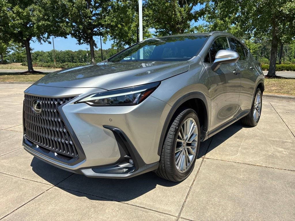 Used 2022 Lexus NX 350h AWD image 3
