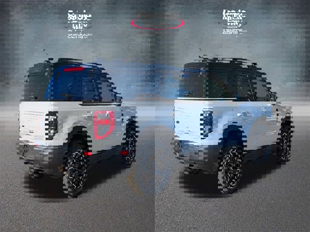 New 2025 Ford Bronco Sport Outer Banks w/ Outer Banks Tech Package+ image 5