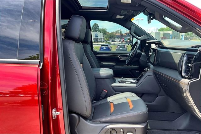 Used 2024 GMC Sierra 2500 AT4 w/ Max Trailering Package AWD/4WD image 28