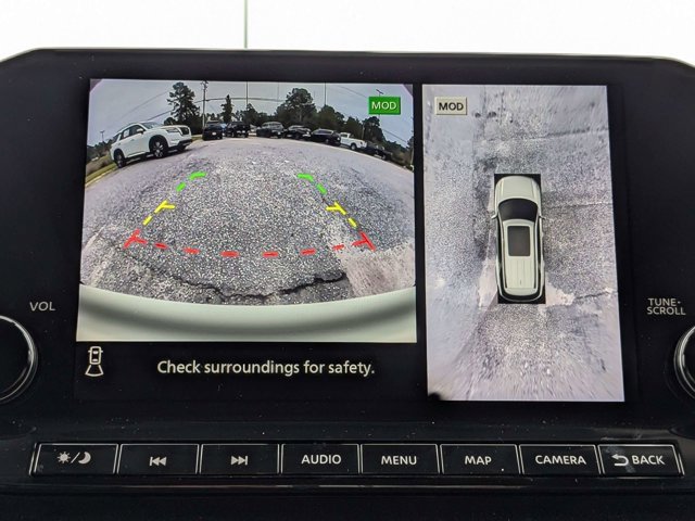 New 2025 Nissan Pathfinder Platinum w/ Black Appearance Package image 32