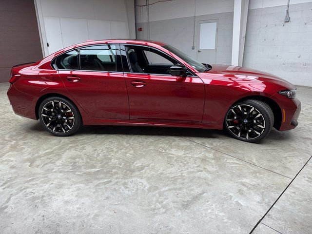Used 2026 BMW 330i xDrive Sedan w/ M Sport Package AWD/4WD image 6