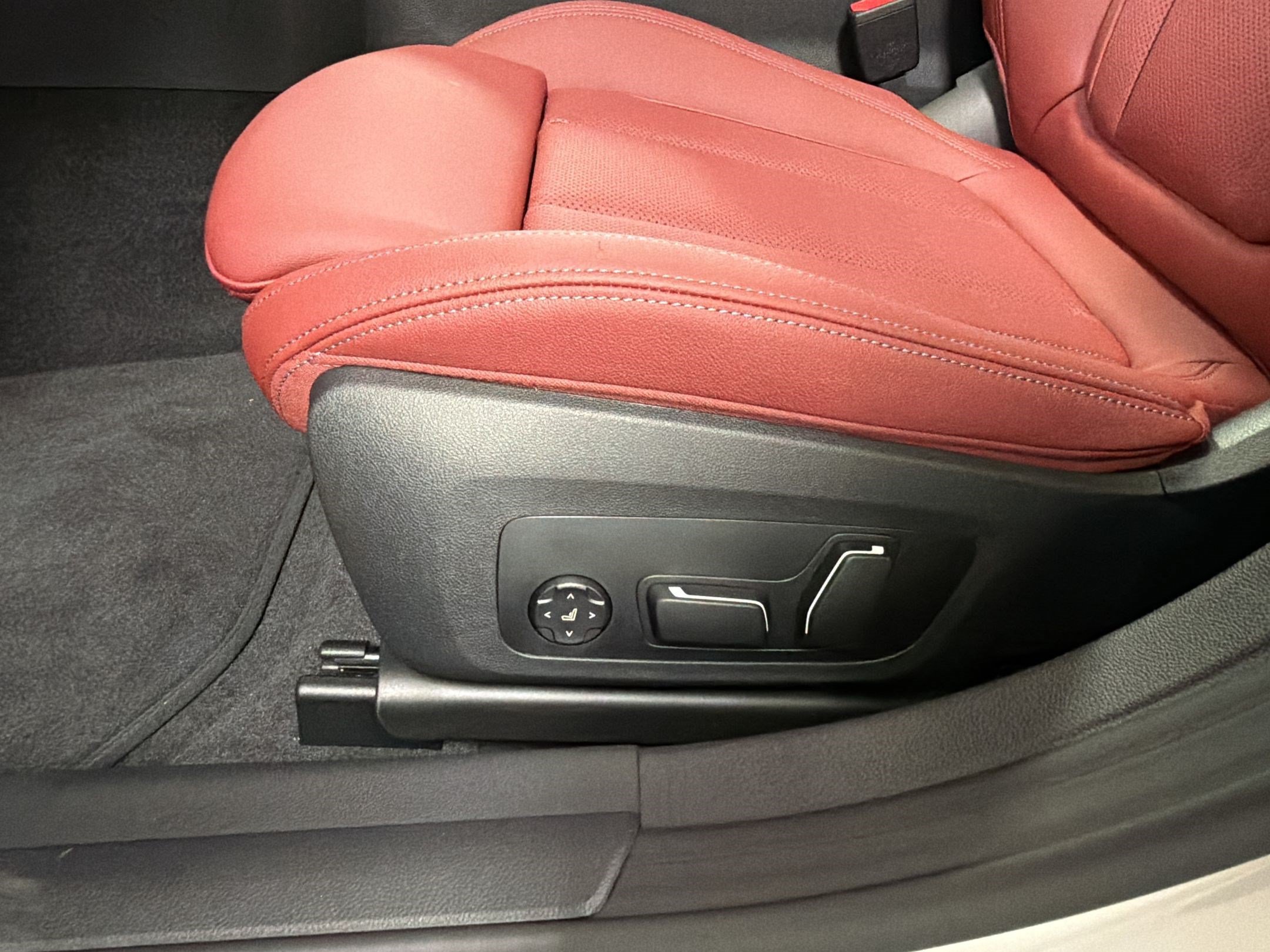 New 2026 BMW 430i w/ Premium Package RWD image 14