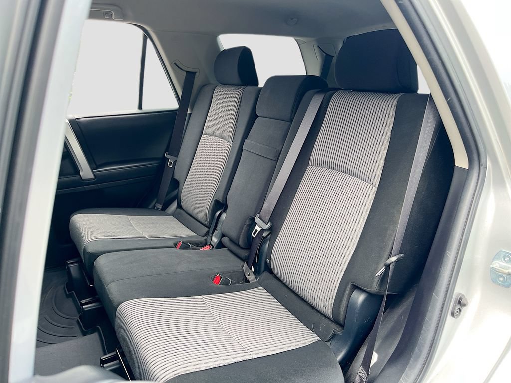 Used 2016 Toyota 4Runner SR5 RWD image 22