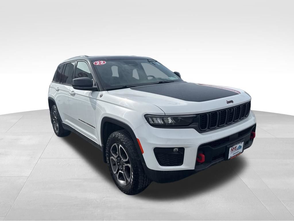 Used 2022 Jeep Grand Cherokee Trailhawk image 8