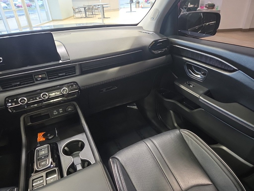 Used 2023 Honda Pilot Elite image 19