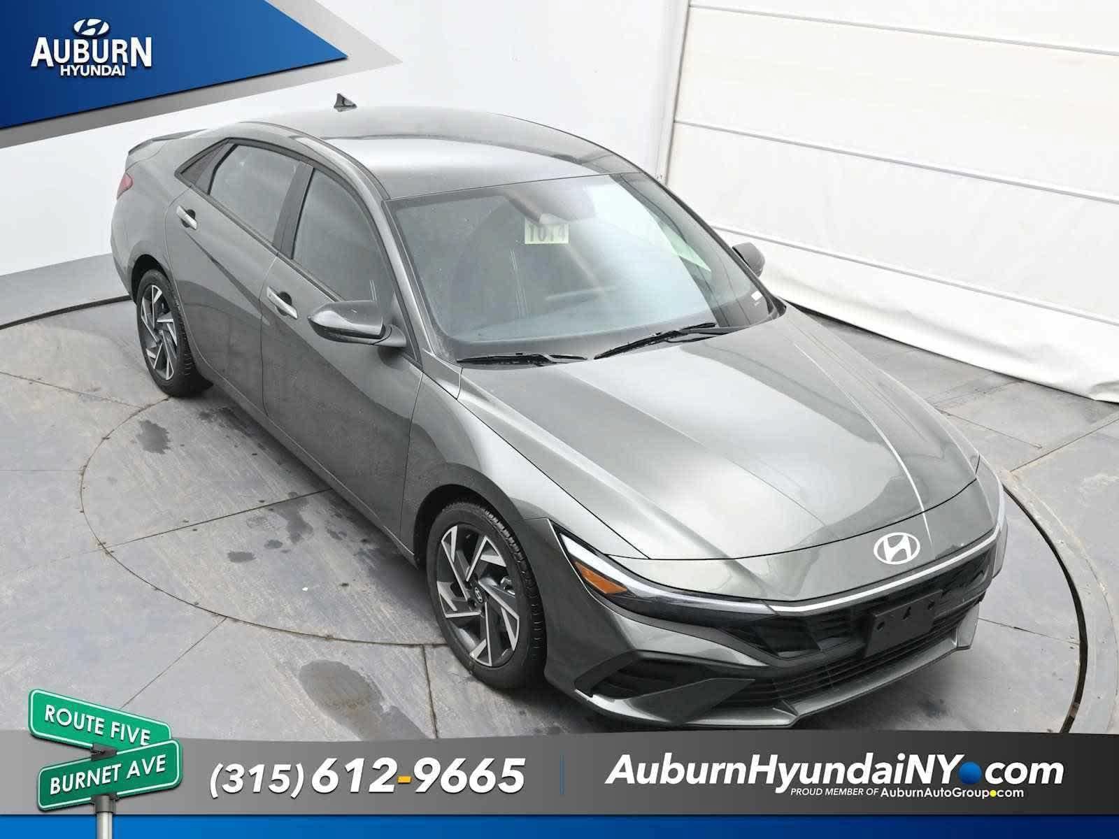 New 2025 Hyundai Elantra Sport FWD image 28