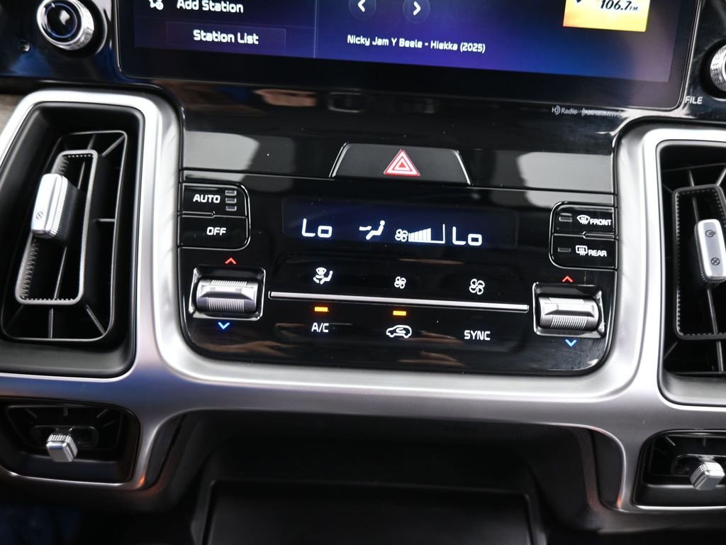 Used 2023 Kia Sorento X-Line EX image 26