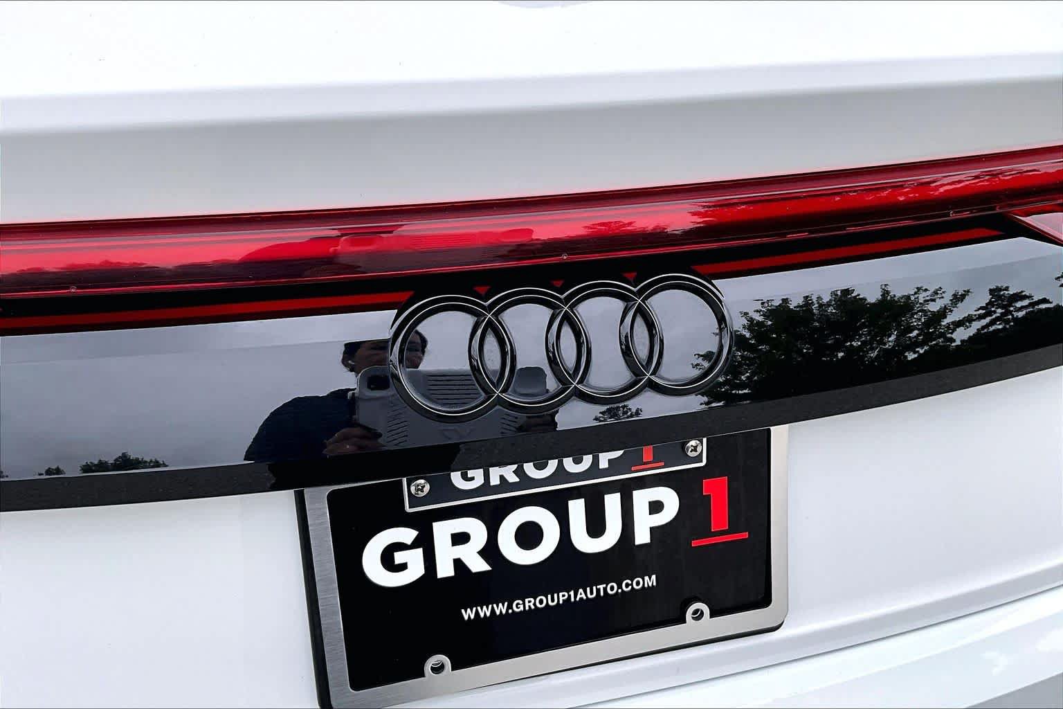 Used 2021 Audi SQ8 Prestige w/ Prestige Package AWD/4WD image 9