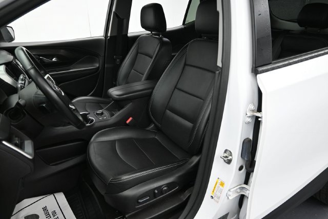 Used 2024 GMC Terrain SLT AWD/4WD image 11