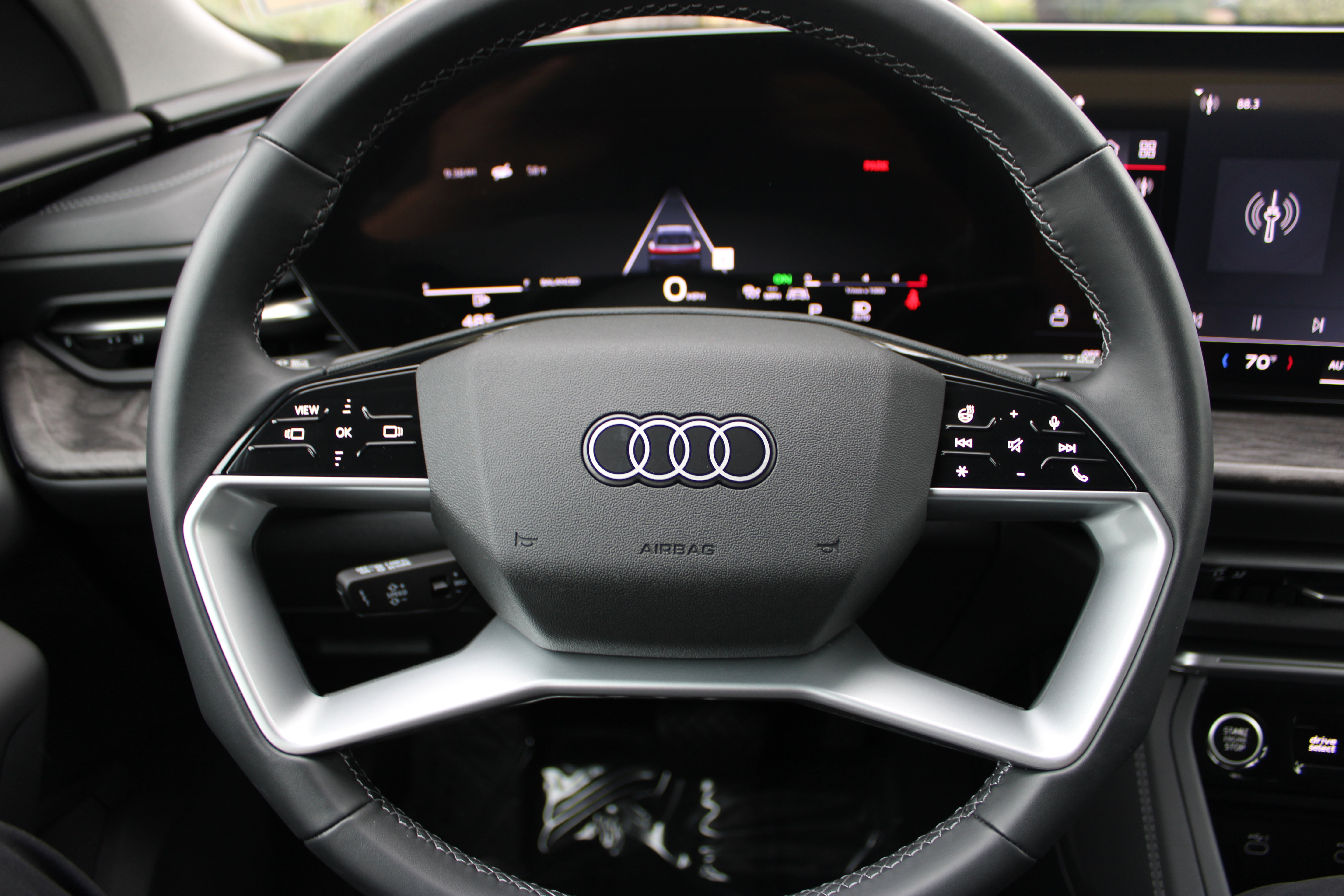 Certified 2025 Audi Q5 Premium w/ Convenience Package image 17