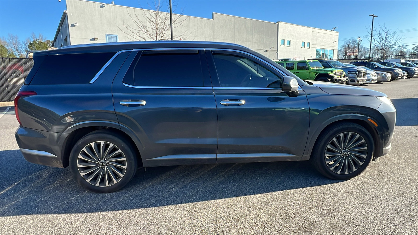 Used 2024 Hyundai Palisade Calligraphy image 7