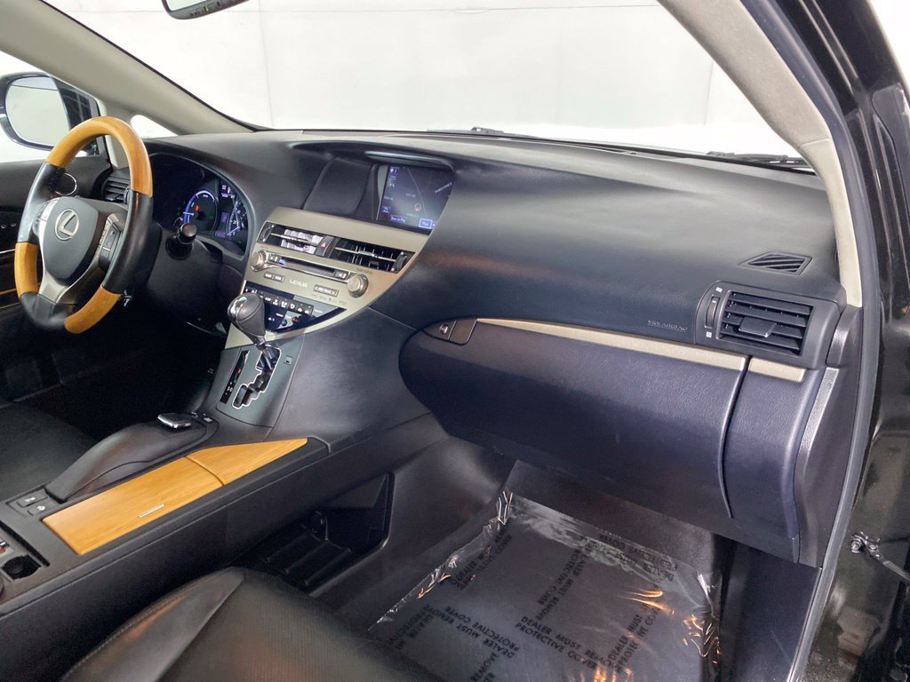 Used 2015 Lexus RX 450h AWD image 34