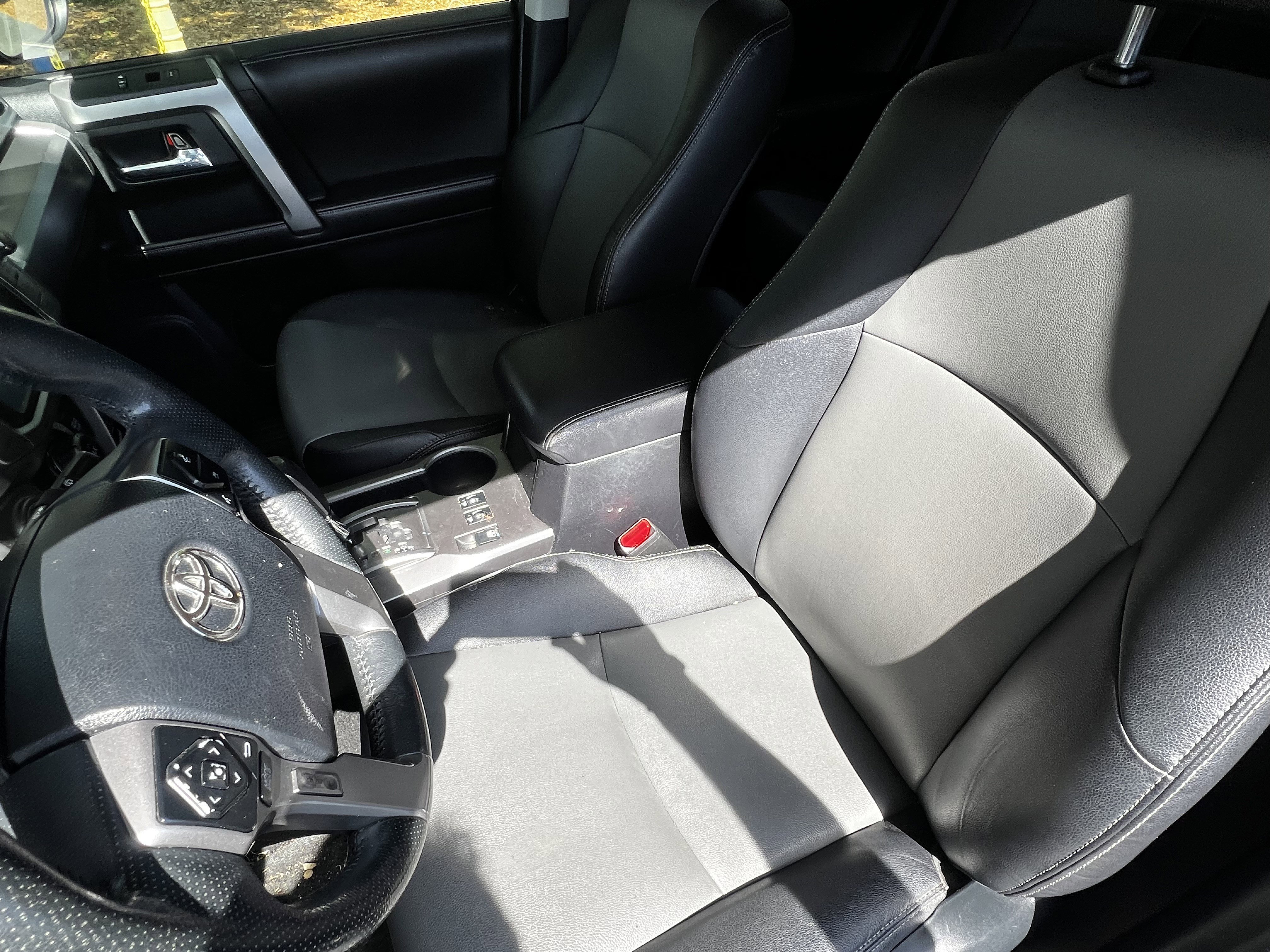 Used 2016 Toyota 4Runner SR5 Premium RWD image 16