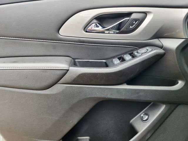 Certified 2023 Chevrolet Traverse LT FWD image 22