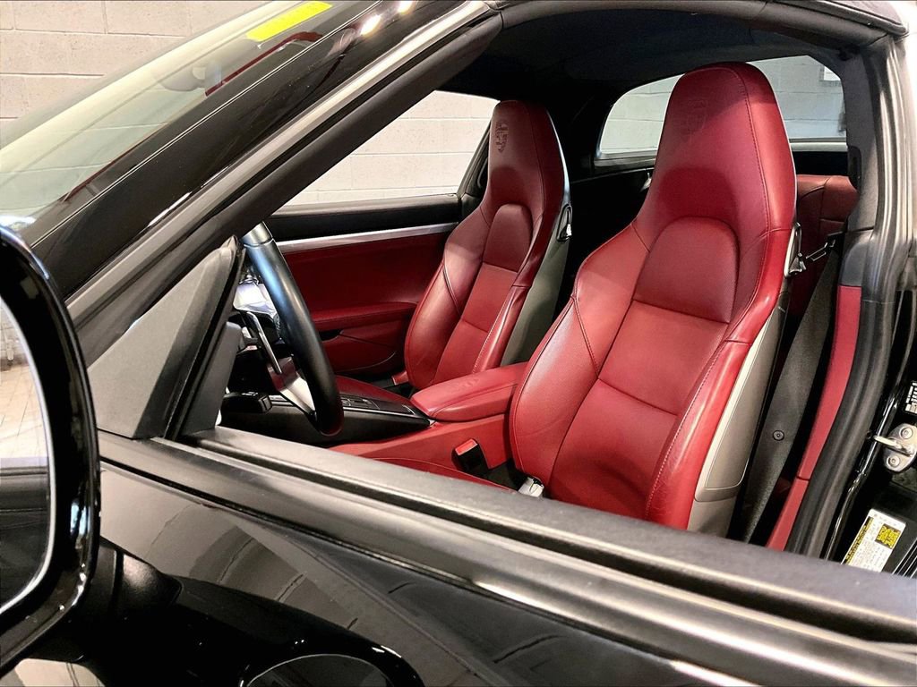 Certified 2017 Porsche 911 Targa 4S image 5