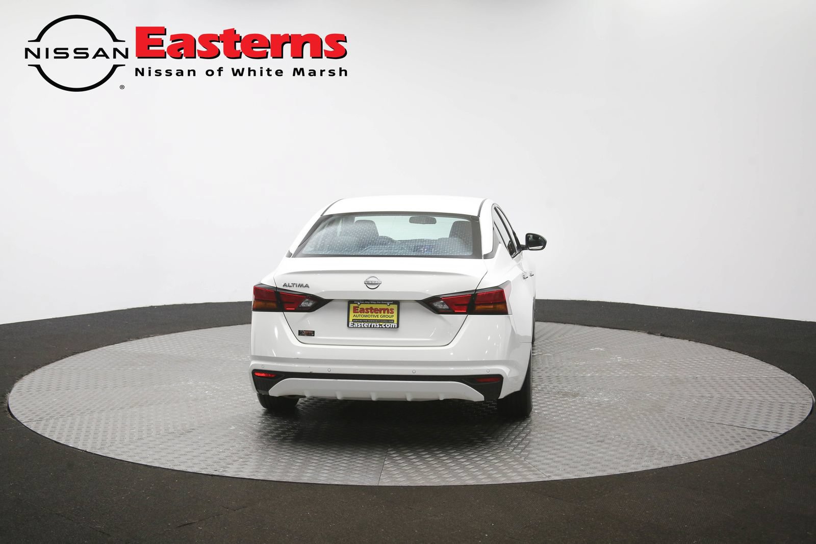 Used 2024 Nissan Altima 2.5 S FWD image 35