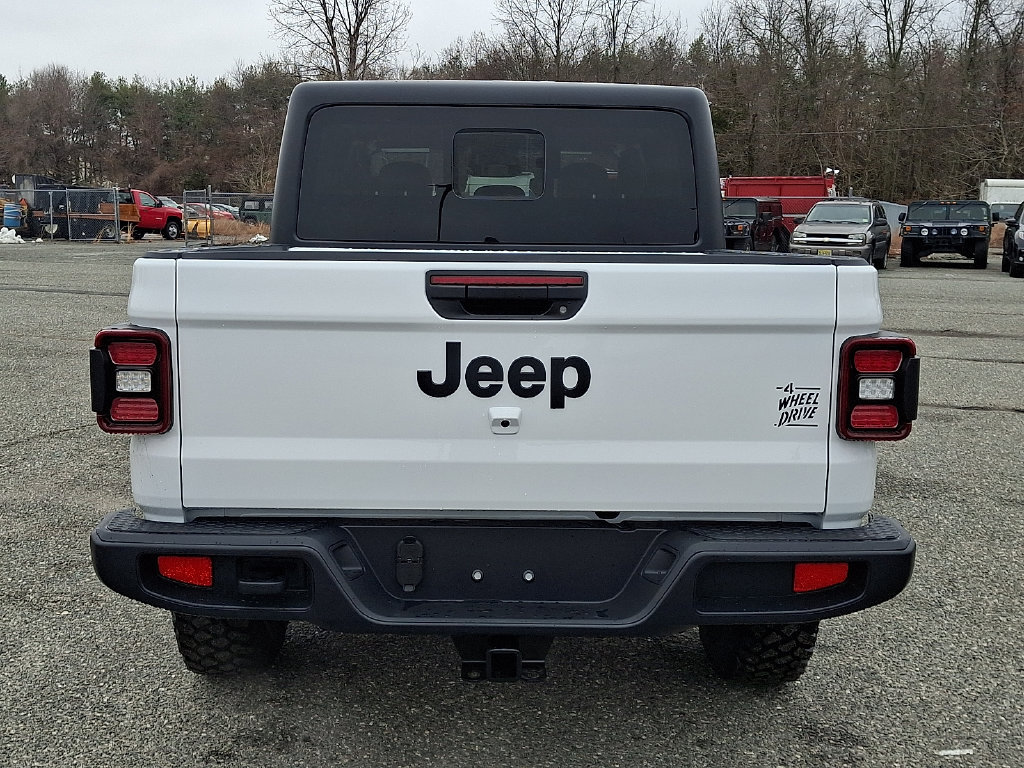 New 2026 Jeep Gladiator Sport AWD/4WD image 7