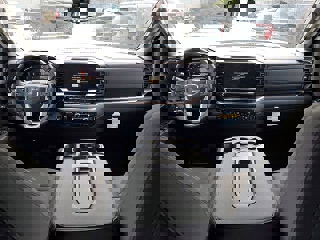 New 2026 GMC Sierra 1500 Elevation image 13