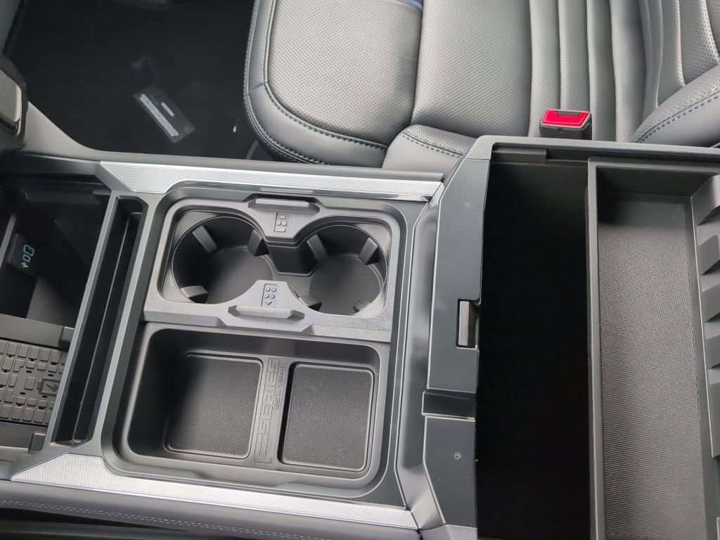 New 2026 Ford F250 Platinum w/ FX4 Off-Road Package AWD/4WD image 22