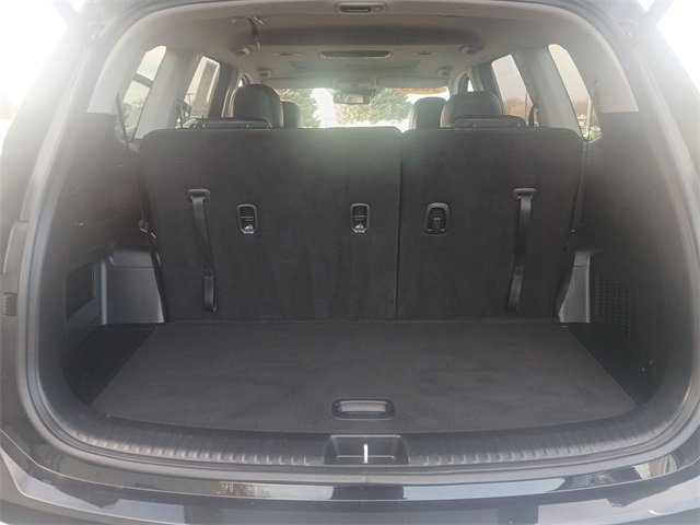 Used 2023 Kia Telluride EX w/ EX Captain's Chair Package image 25