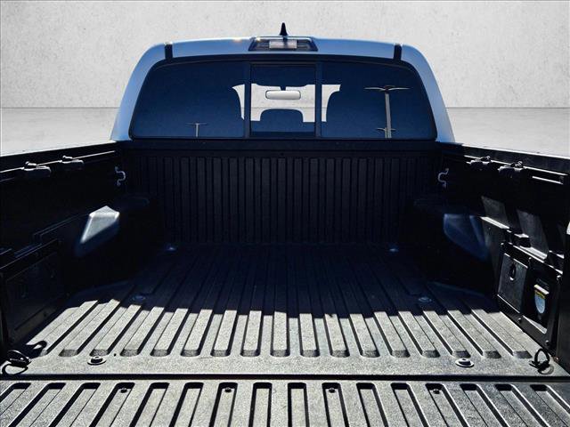 Used 2016 Toyota Tacoma TRD Off-Road w/ Towing Package image 6