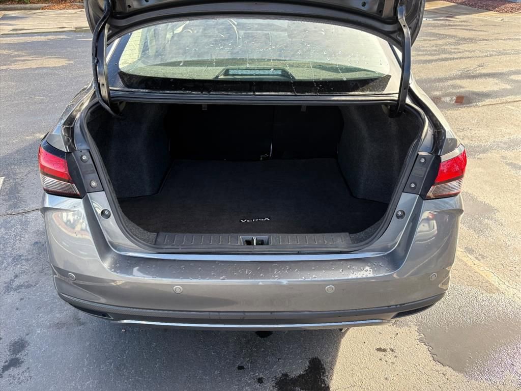 Certified 2022 Nissan Versa SV w/ Electronics Package image 26