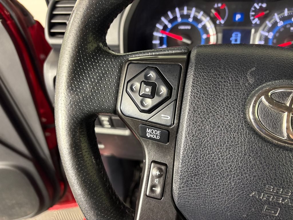 Used 2017 Toyota 4Runner TRD Off-Road Premium AWD/4WD image 22